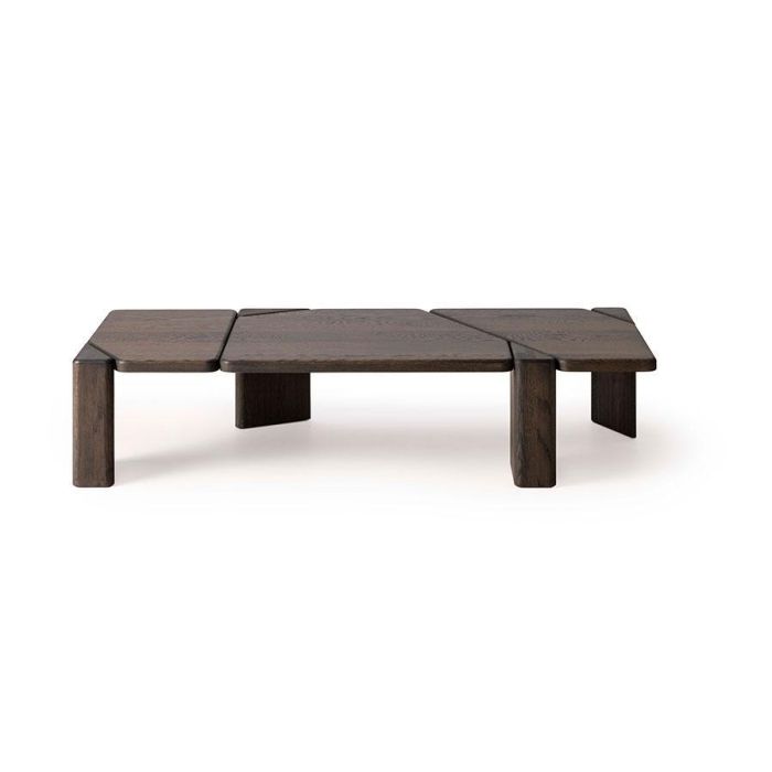 Milo salontafel van hout met een uniek opgebouwd blad uit verschillende vormen.