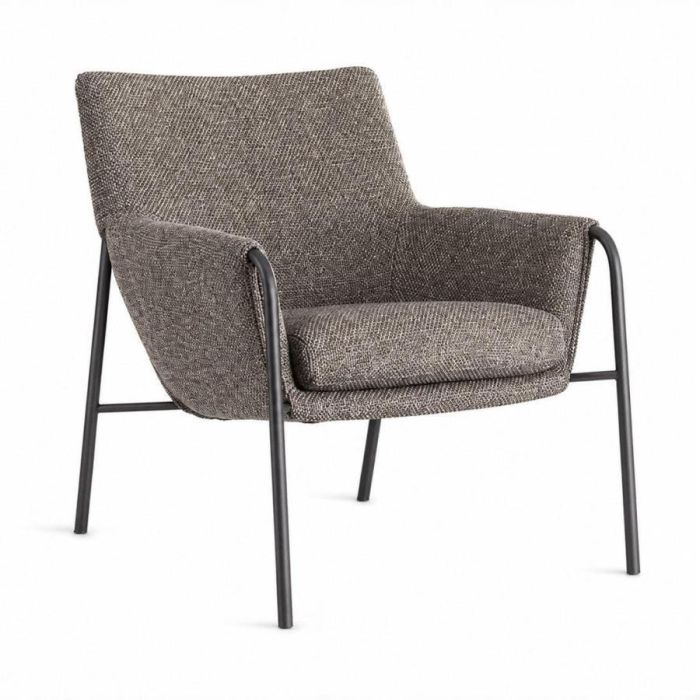 Design on Stock Nuria fauteuil in gemêleerde stof met zwart stalen buisframe.