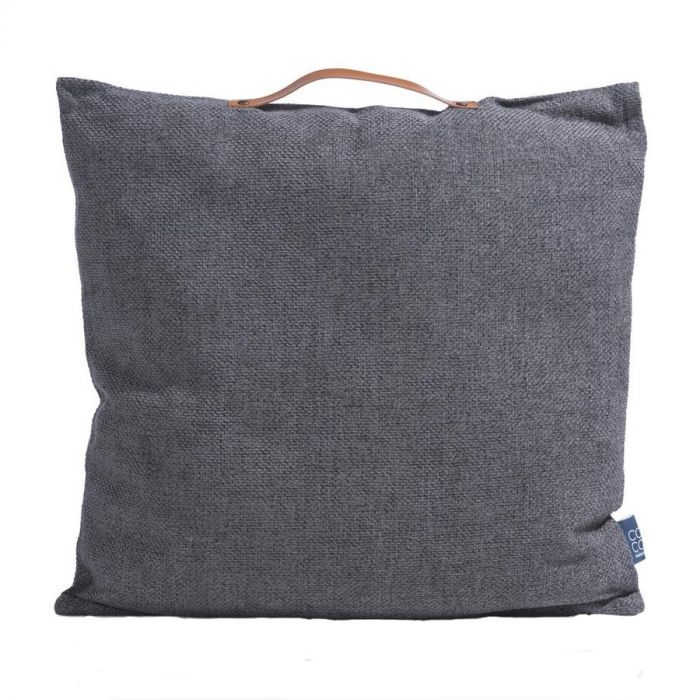 Coco-Maison-Sierkussen-Anette-Grijs-handvat-leer-cognac