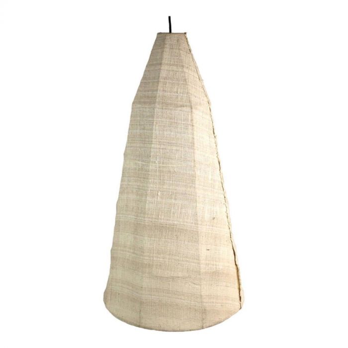 Hanglamp met hoge, taps toelopende kap van natuurlijke stof in beige kleur, staand weergegeven tegen een witte achtergrond.