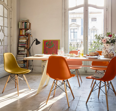 Eames plastic Chair DSW Vitra