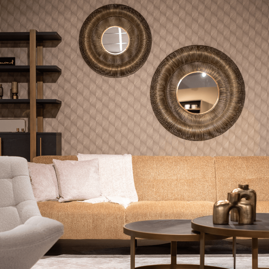 sfeervolle woonkamer met een bank in de woonstijl hotel chique