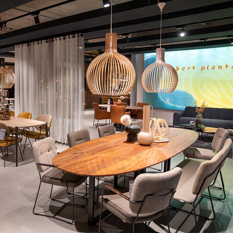 Een eethoek van Bert Plantagie op de designafdeling van Home Center