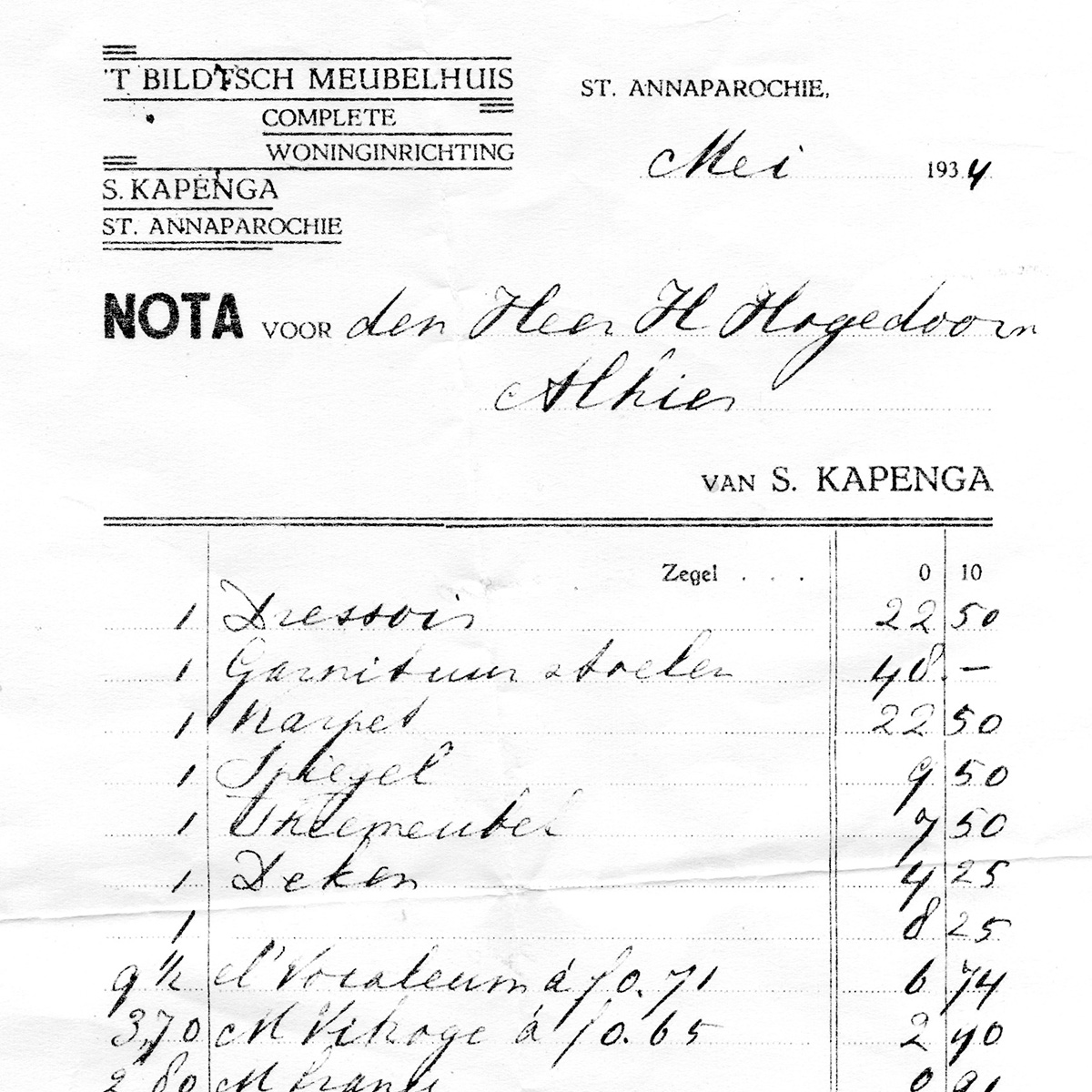 Oude nota van meubels met een prijs