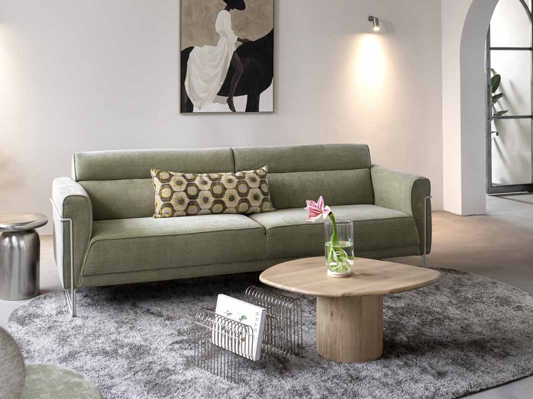 Rechte groene 3-zitsbank van XOOON in een woonkamersetting